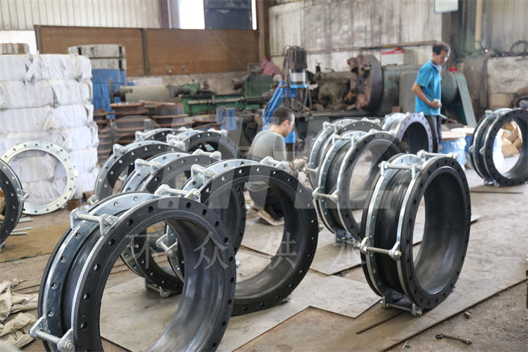 High-pressure rubber cable joint production