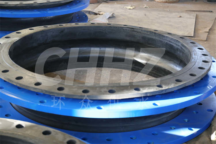 Design of Rubber Waterproof Joint for Cable Through Pipe